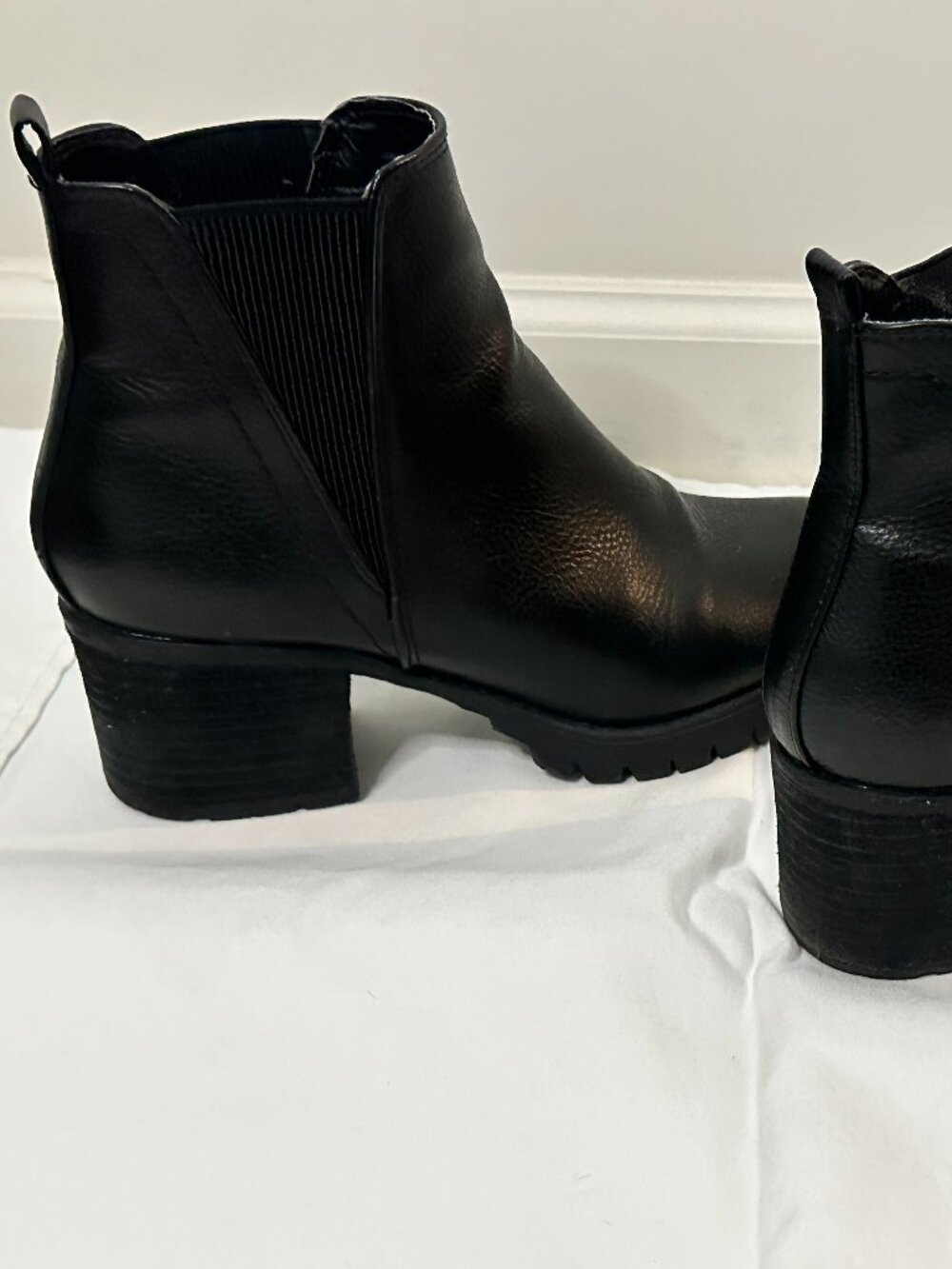 Black Chelsea Ankle Boots with Block Heel | size 8